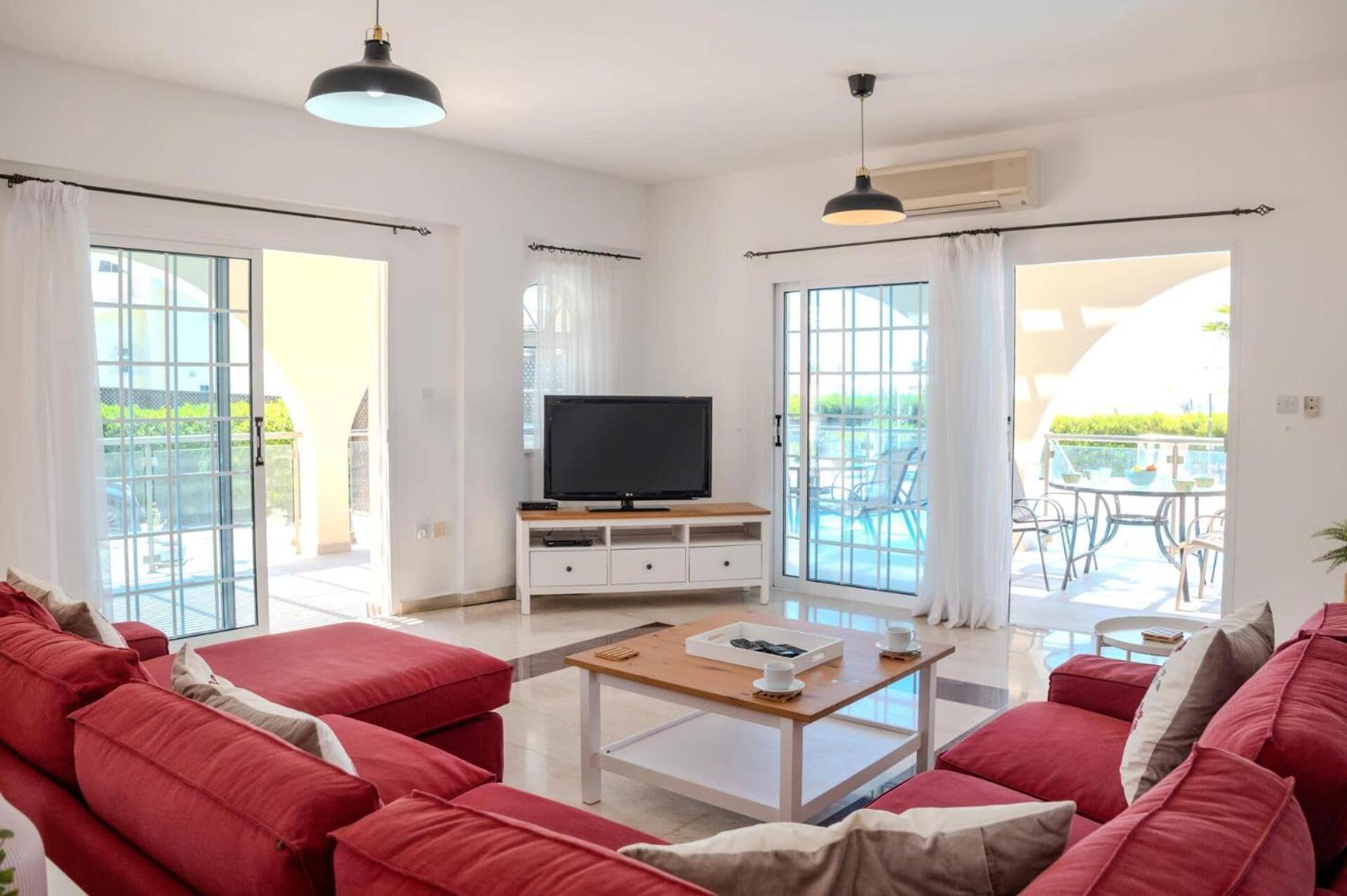 Villa Danae Coral Bay By Villa Plus Peyia Extérieur photo